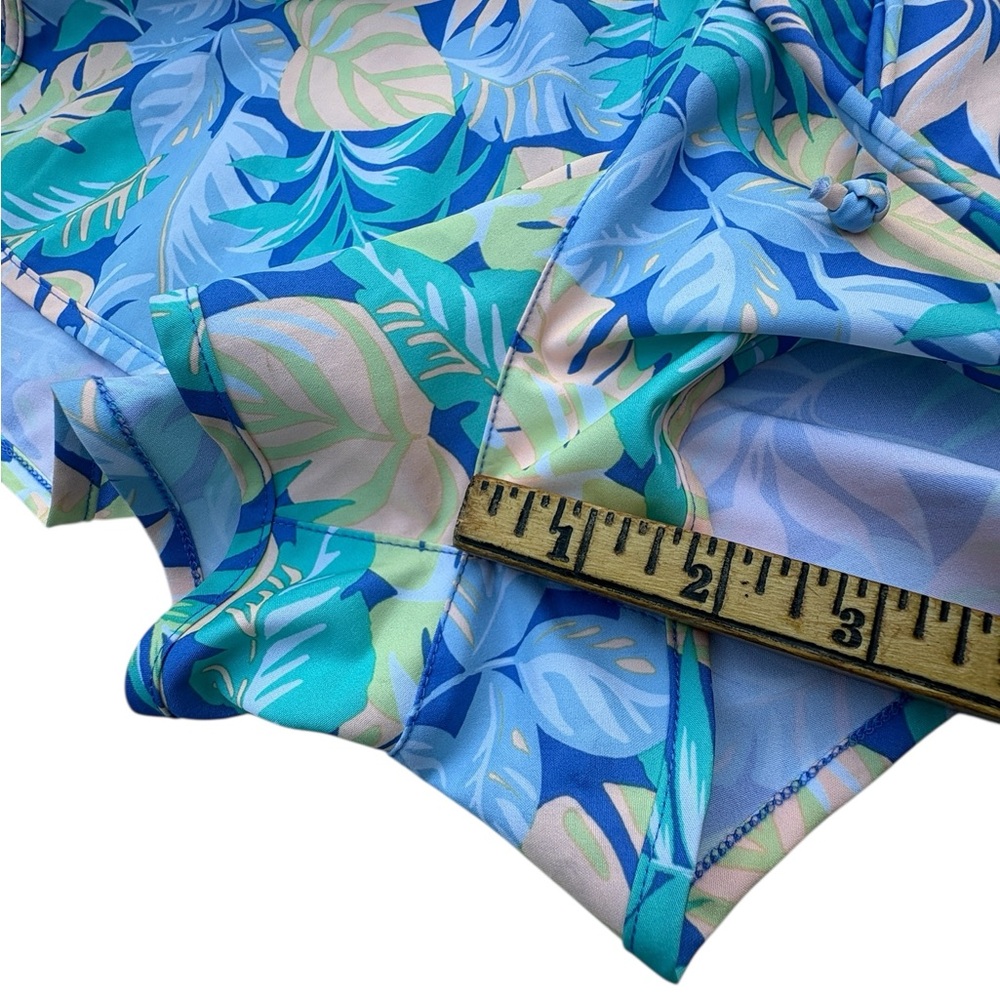 No Boundaries Women’s Pastel Tropical Leaf Pattern Shorts - Picture 6 of 11